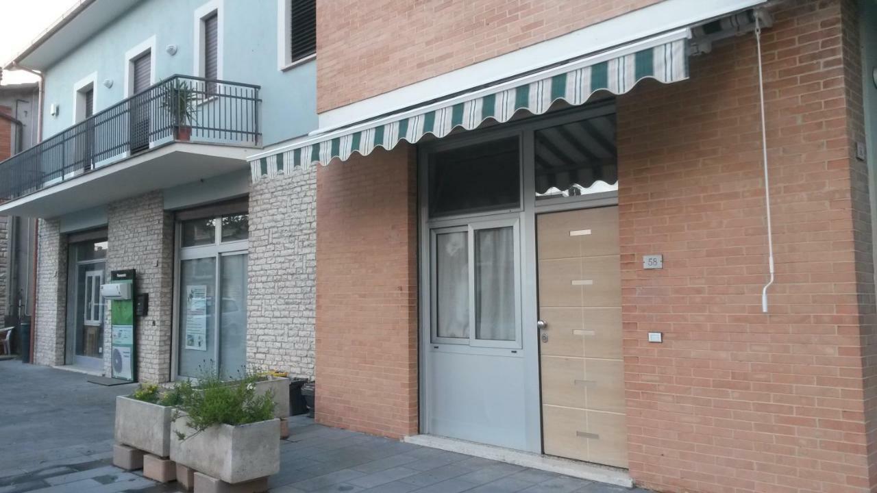 Bilocale Verde Umbria Montecastrilli Bagian luar foto
